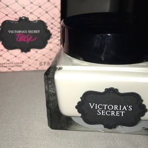 Tease fragrance cream